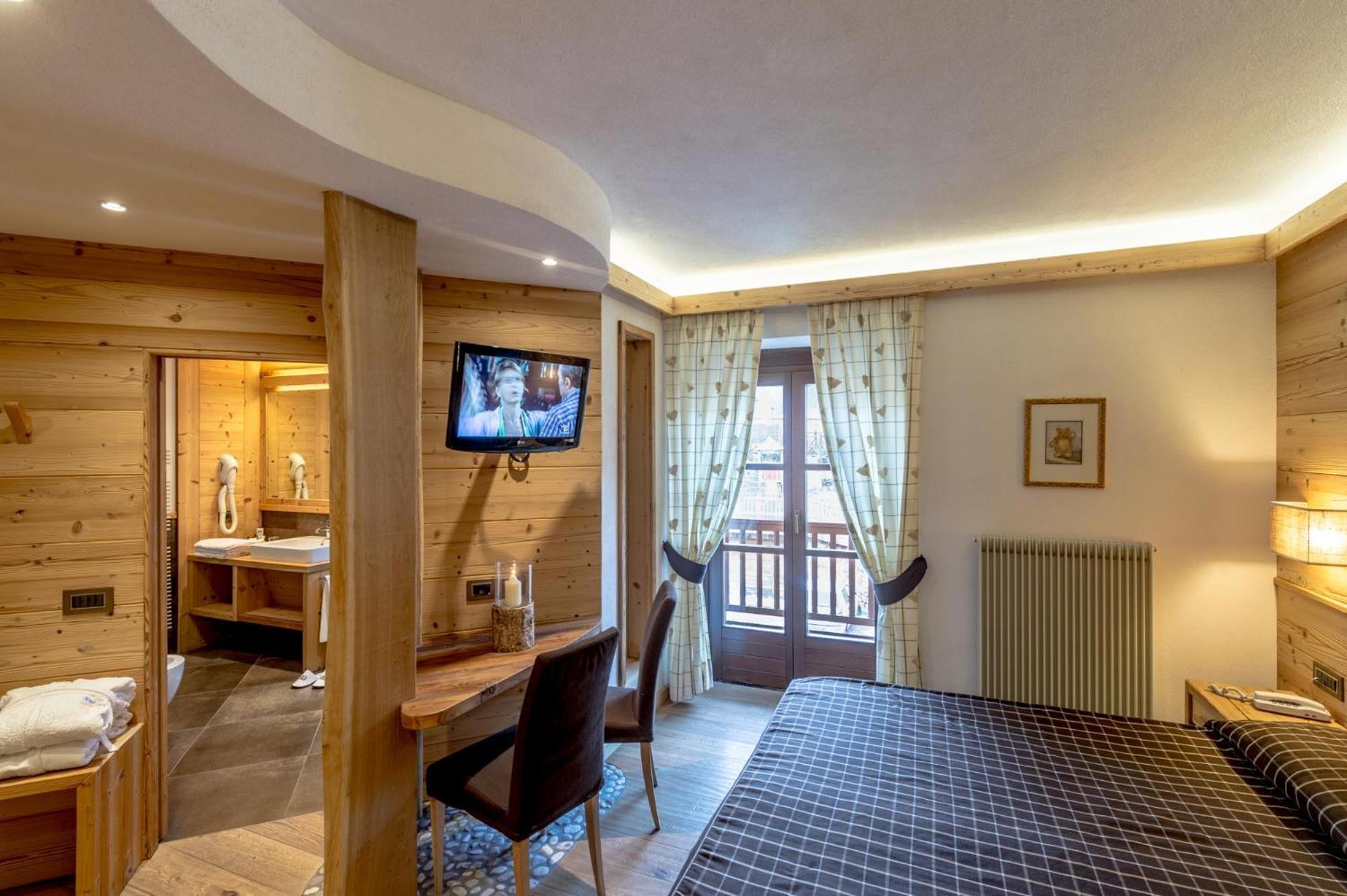 Superior Triple Room,1546303822:JPEG